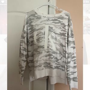 Calvin Klein sweatshirt